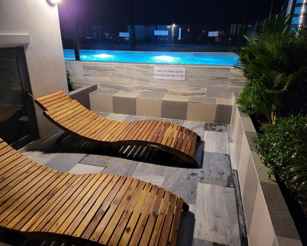 Ruby Hotel Vĩnh Long 外观 照片