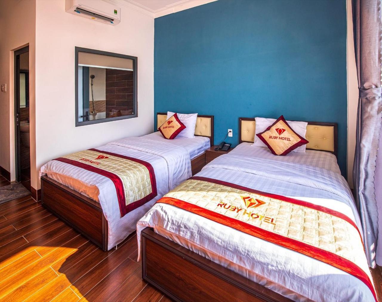 Ruby Hotel Vĩnh Long 外观 照片