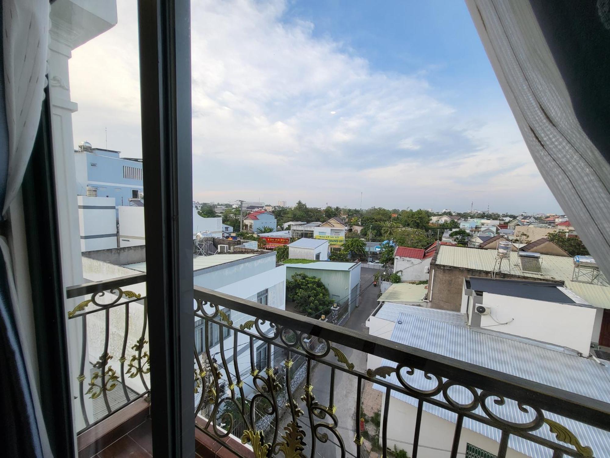 Ruby Hotel Vĩnh Long 外观 照片