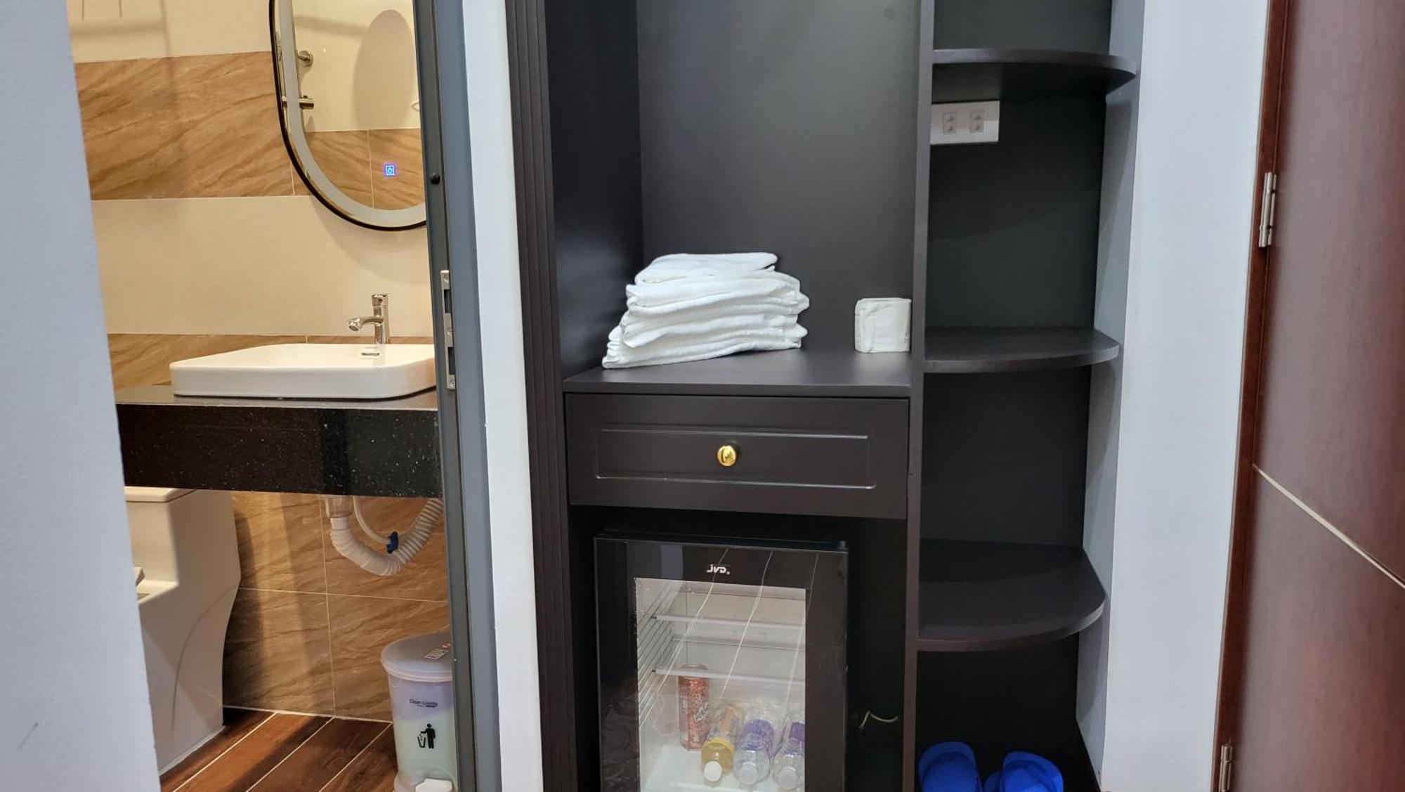 Ruby Hotel Vĩnh Long 外观 照片