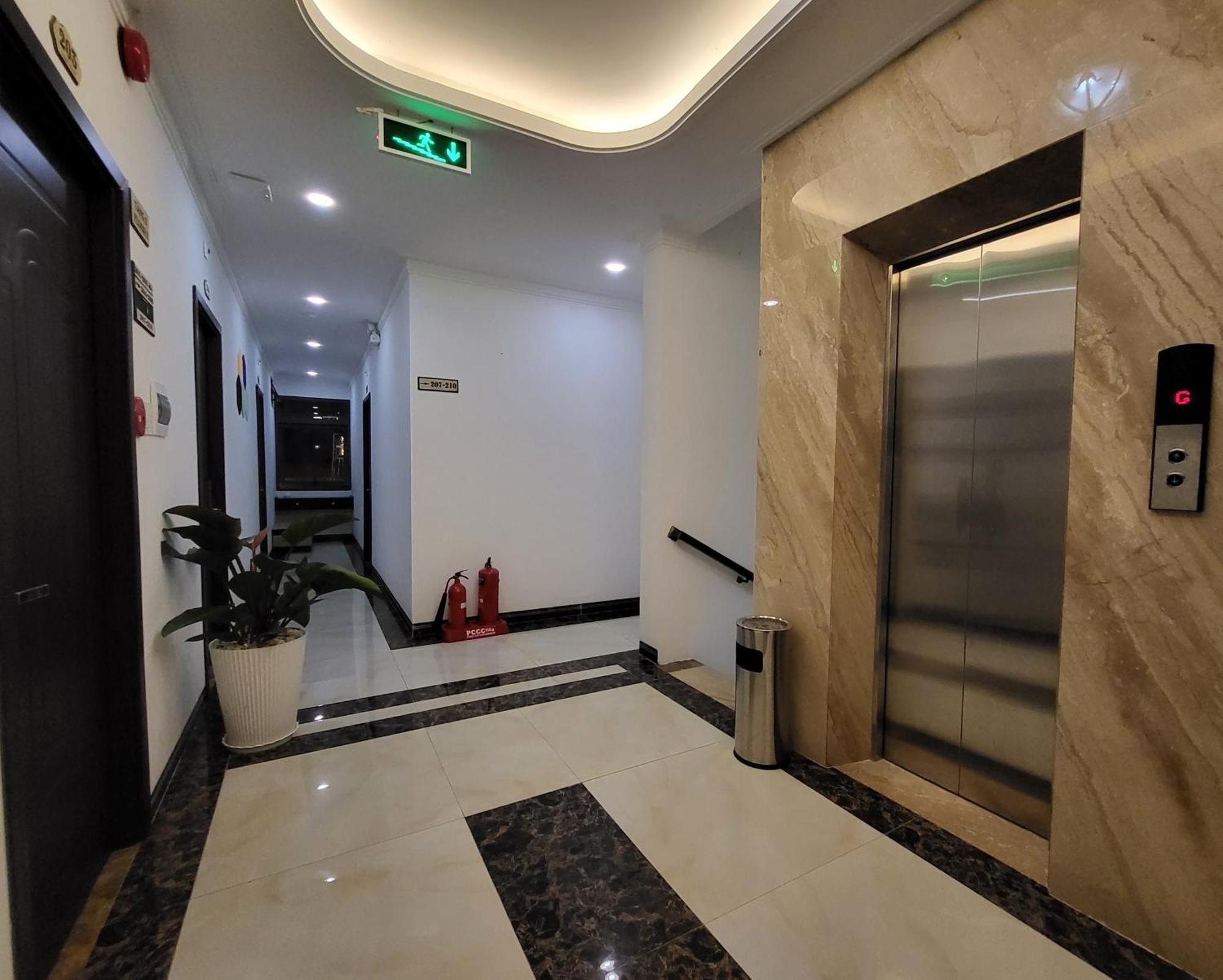 Ruby Hotel Vĩnh Long 外观 照片