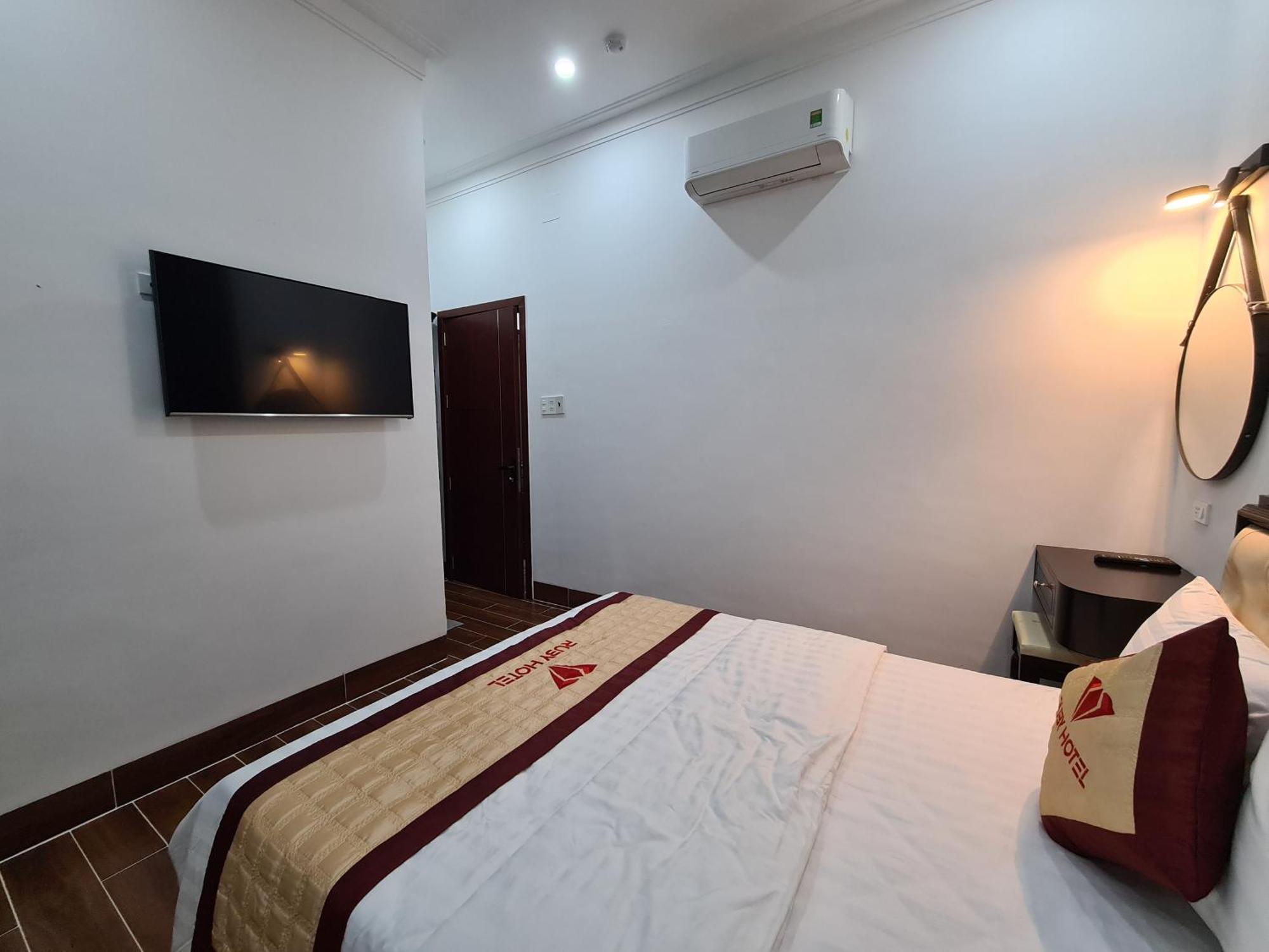 Ruby Hotel Vĩnh Long 外观 照片
