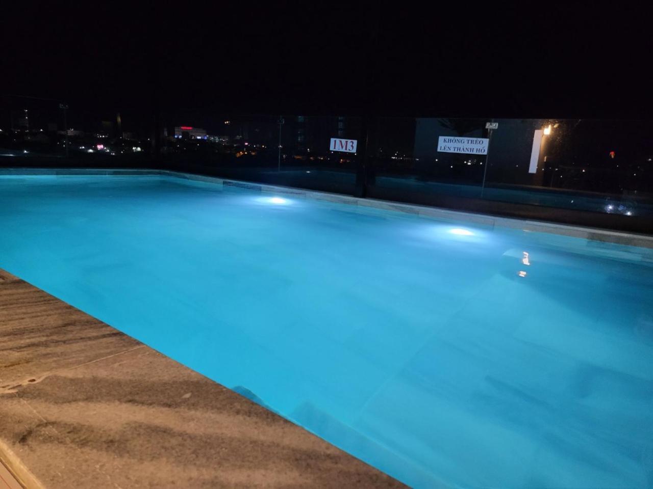 Ruby Hotel Vĩnh Long 外观 照片