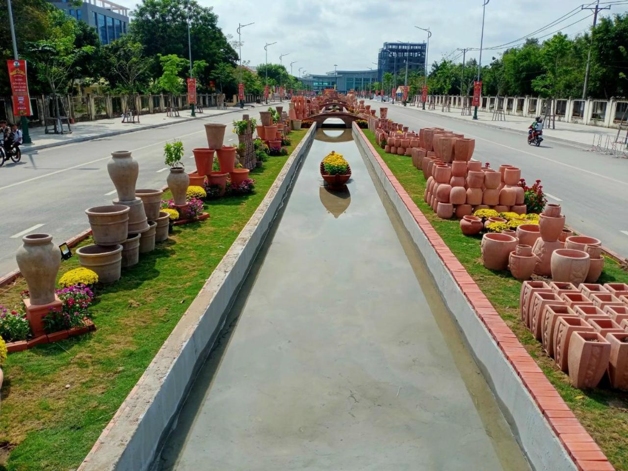 Ruby Hotel Vĩnh Long 外观 照片
